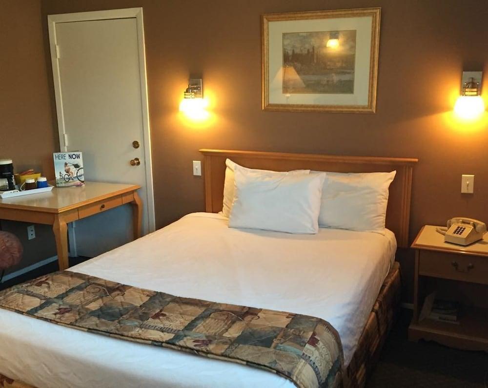 Canadas Best Value Inn Kelowna Exteriér fotografie