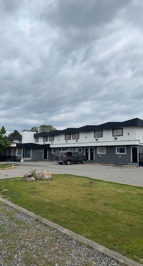 Canadas Best Value Inn Kelowna Exteriér fotografie